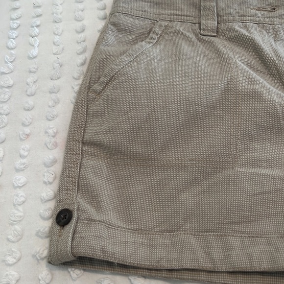 New with tags - Picture 2 of 3